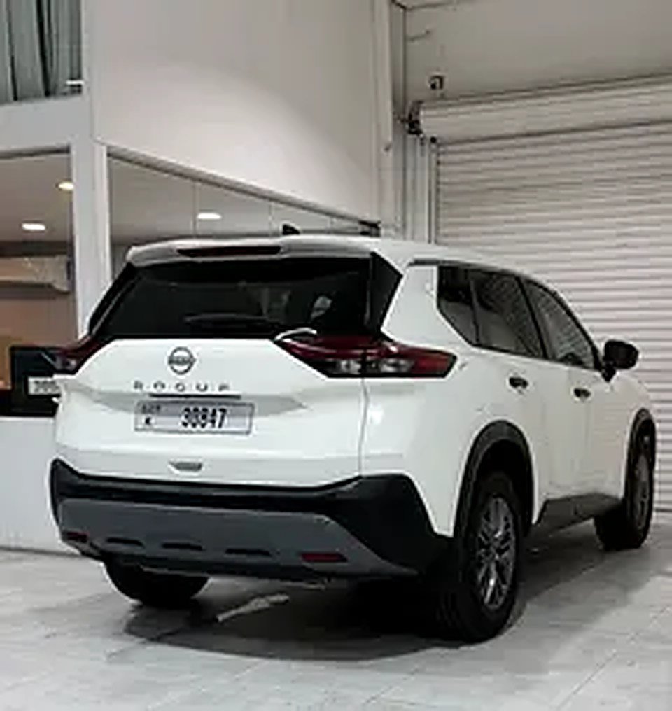 2023 Nissan X-Trail for Rent in Al Quoz Industrial Area 3 photo 5