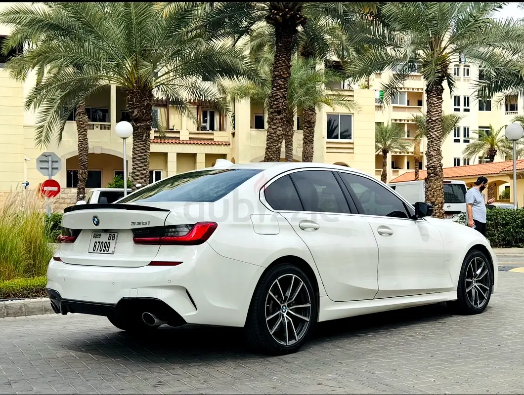 2020 BMW 3-Series for Rent in Al Garhoud photo 2