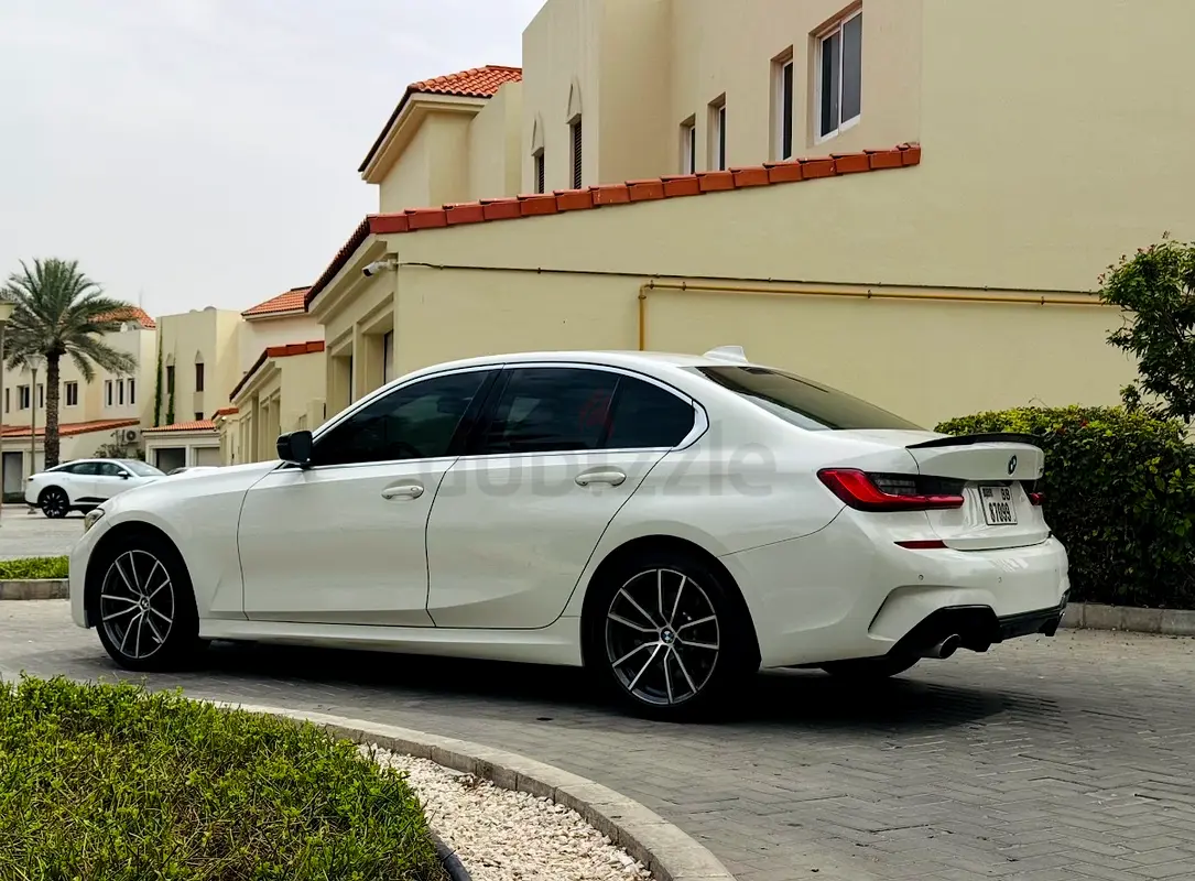 2020 BMW 3-Series for Rent in Al Garhoud photo 4