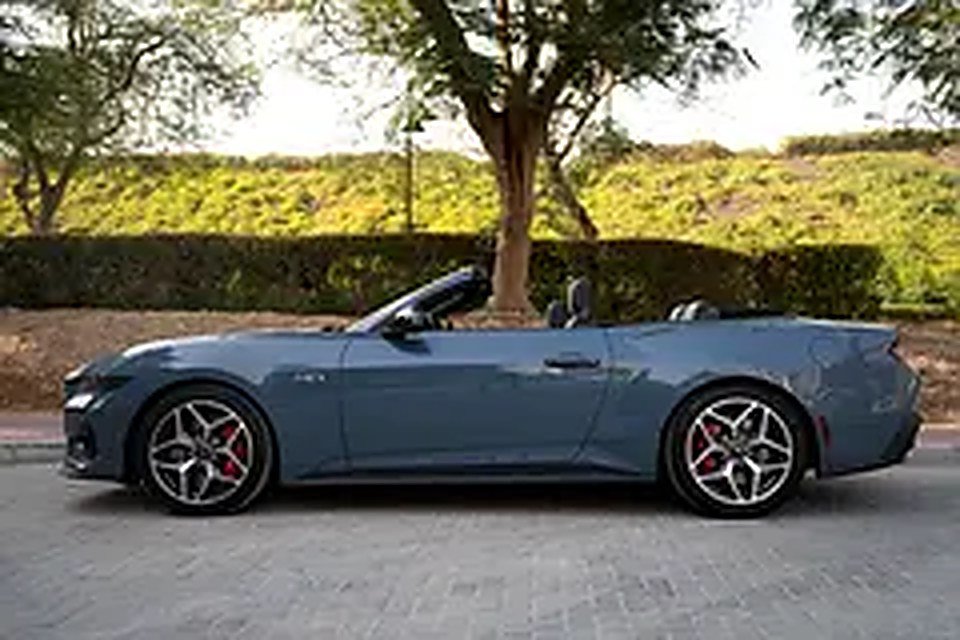 2025 Ford Mustang for Rent in Al Quoz Industrial Area 3 photo 3