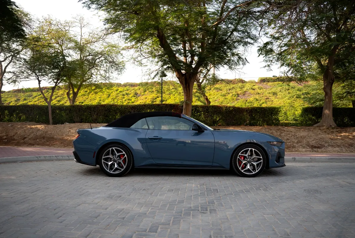 2025 Ford Mustang for Rent in Al Quoz Industrial Area 3 photo 6