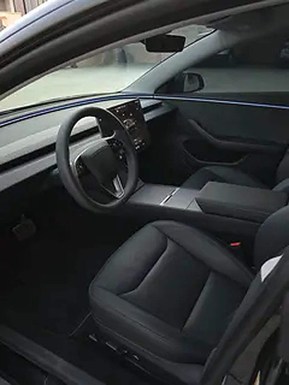 tesla model 3 long range photo 5