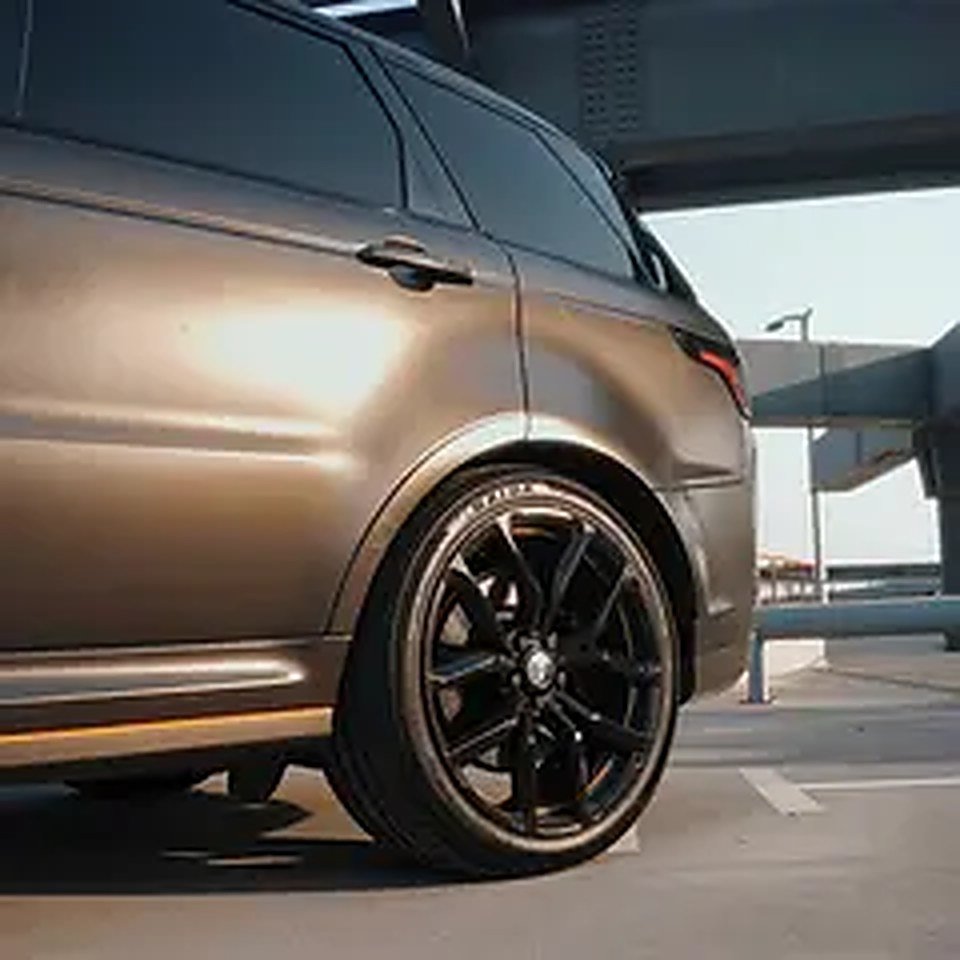 2021 Land Rover Range Rover Sport for Rent in Dubai International Airport photo 4