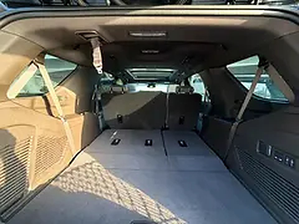 2026 GMC Yukon for Rent in Palm Jumeirah photo 5