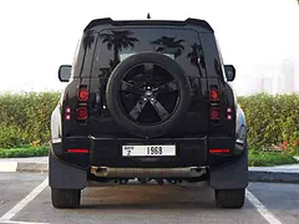 2025 Land Rover Defender for Rent in Al Mamzar Front photo 6