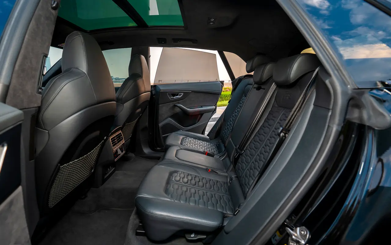 2024 Audi RS Q8 for Rent in Arjan photo 9