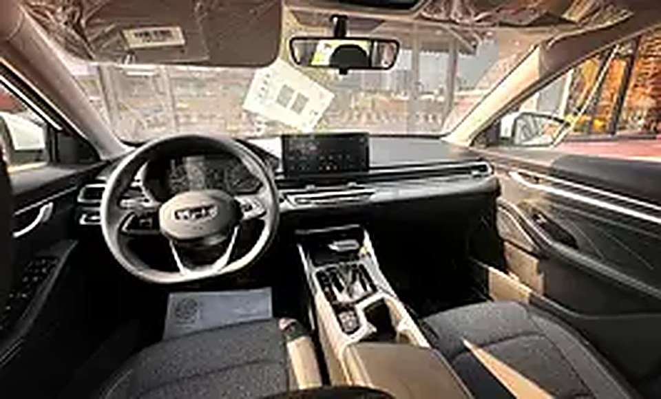 Model Geely photo 6