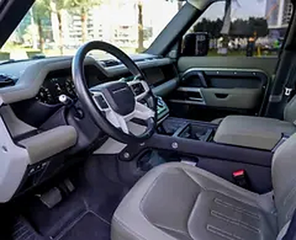 2020 Land Rover Defender for Rent in Dubai World Trade Centre (DWTC) photo 3