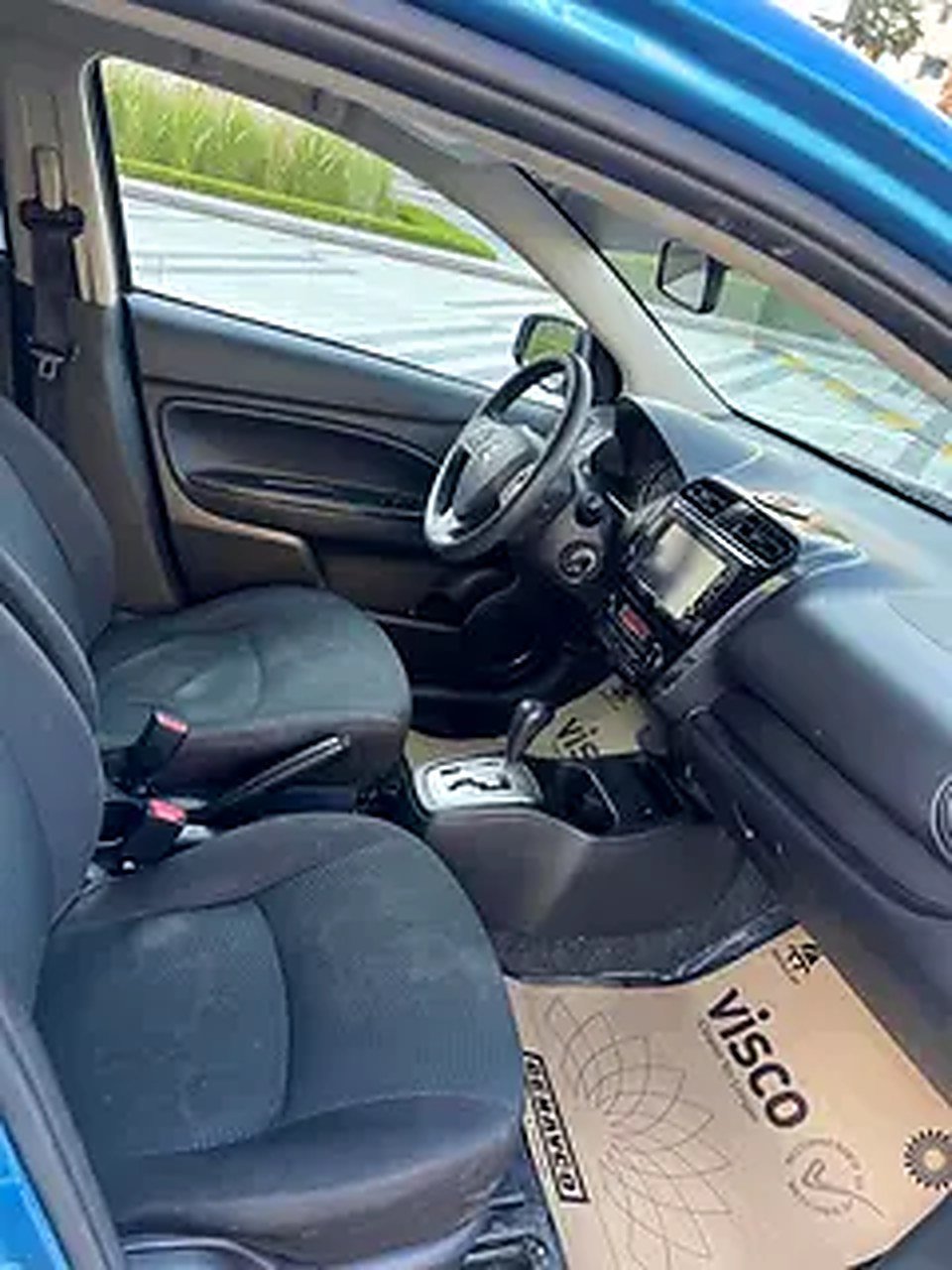 delivery free photo 2
