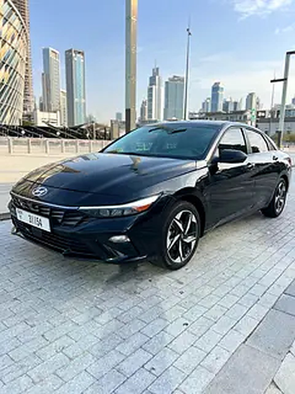 2023 Hyundai Elantra for Rent in Al Qusais 2 photo 6