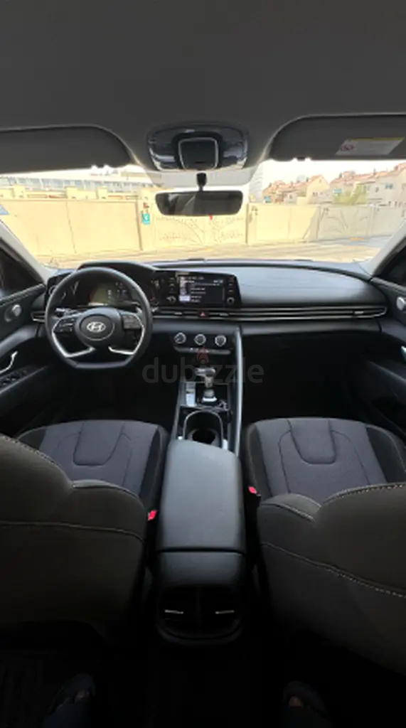2025 Hyundai Elantra for Rent in JVC District 13 photo 7