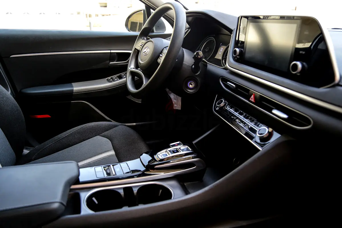 2021 Hyundai Sonata for Rent in JVC District 11 photo 5