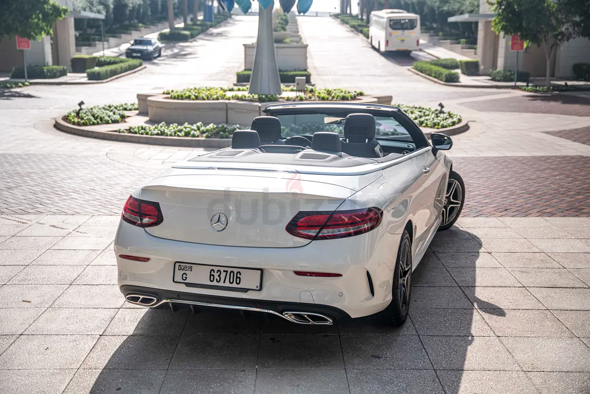 2022 Mercedes-Benz C-Class for Rent in Dubai Marina photo 9