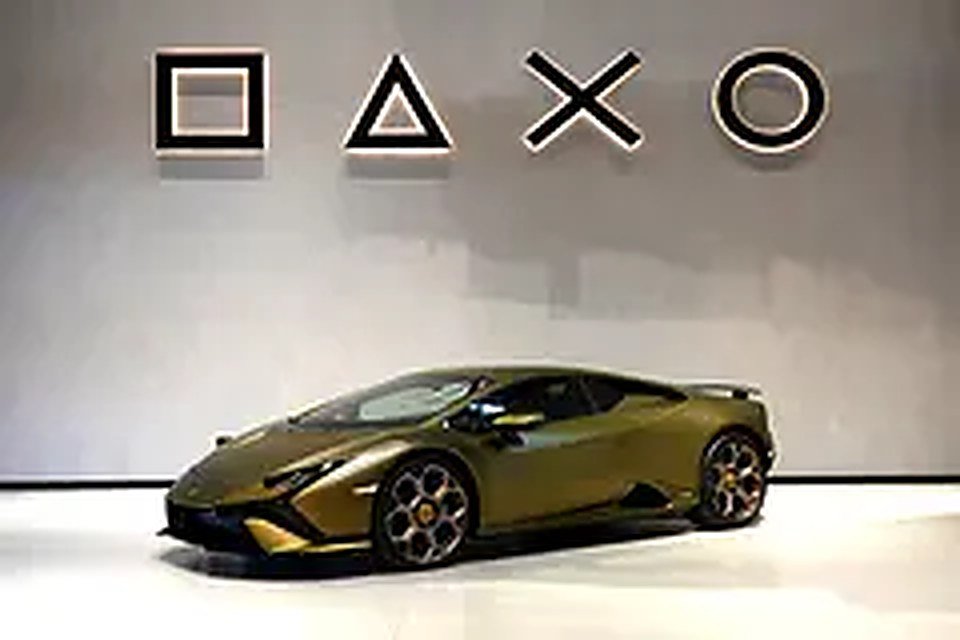 2024 Lamborghini Huracan for Rent in Al Quoz 3 (Green) rental in Al Quoz 3, Dubai
