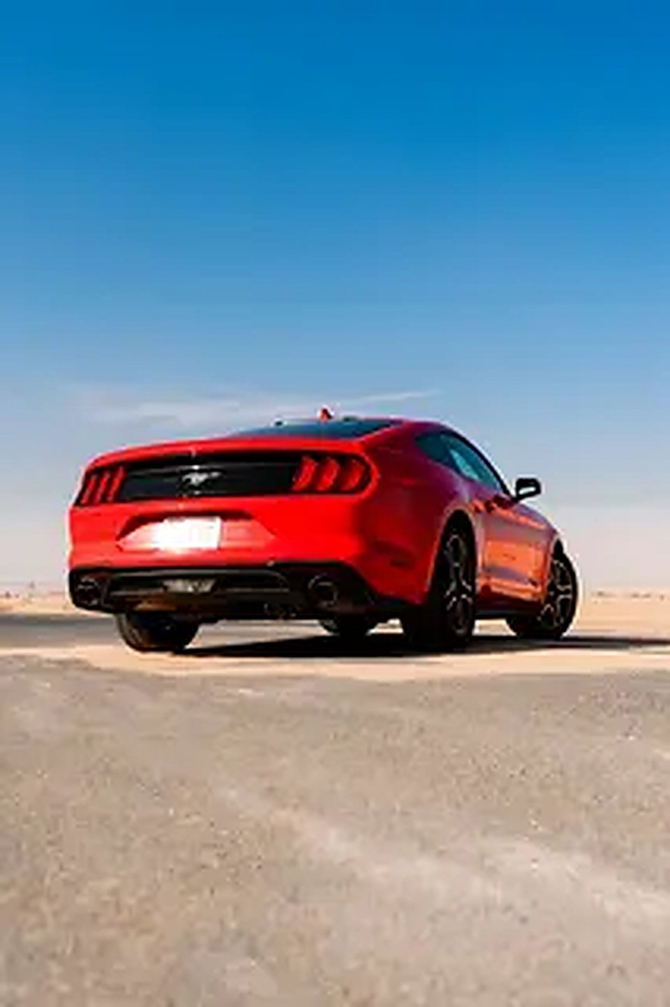 2022 Ford Mustang for Rent in Nad Al Sheba 3 photo 4