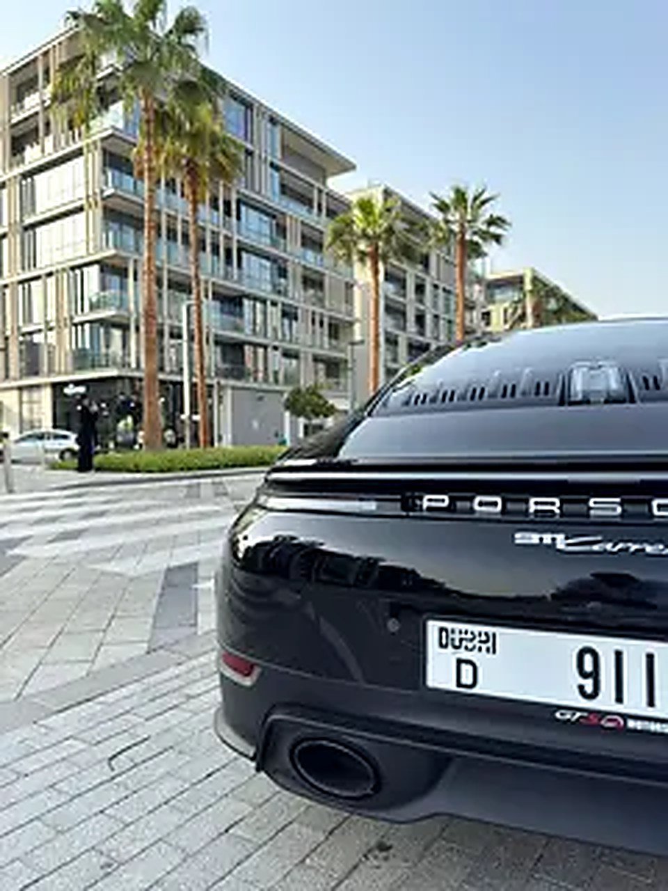 Porsche 911 – Where Luxury Meets Speed photo 2