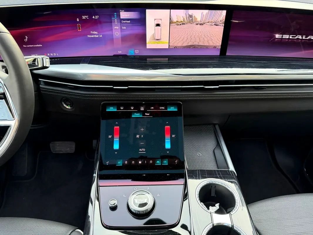 2025 Cadillac Escalade for Rent in Dubai Marina photo 8