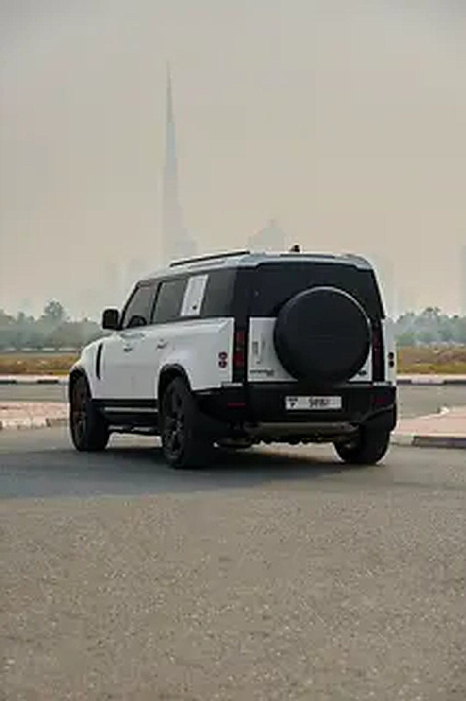 2023 Land Rover Defender for Rent in Al Sufouh 1 photo 3