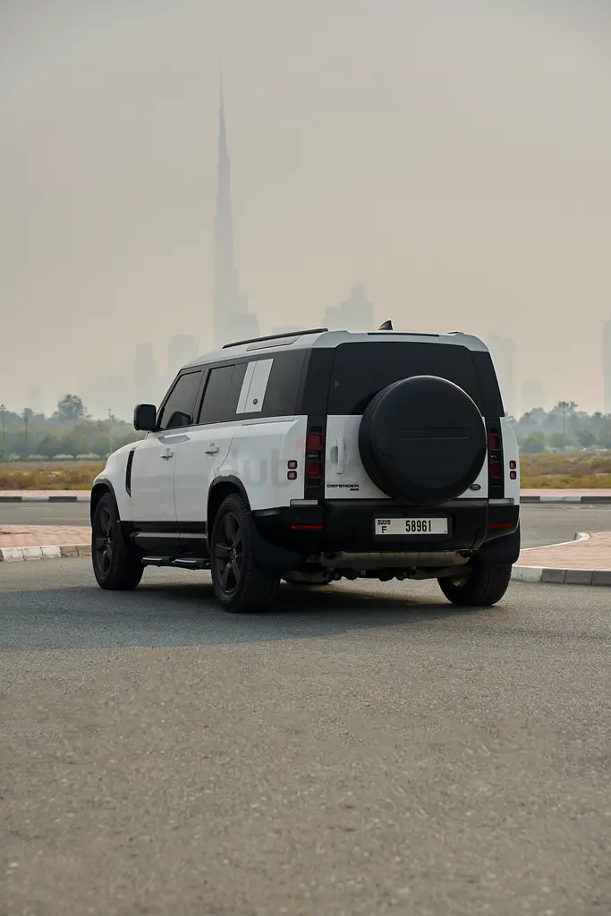 2023 Land Rover Defender for Rent in Al Sufouh 1 photo 3