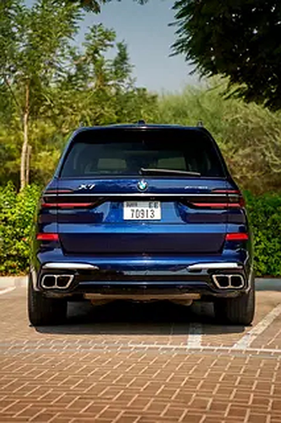 2024 BMW X7 for Rent in Palm Jumeirah photo 3