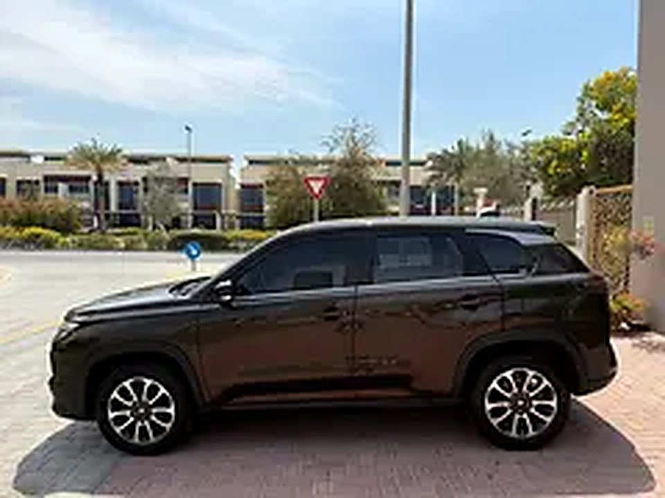 2023 Suzuki Grand Vitara for Rent in Jumeirah Village Circle (JVC) photo 4