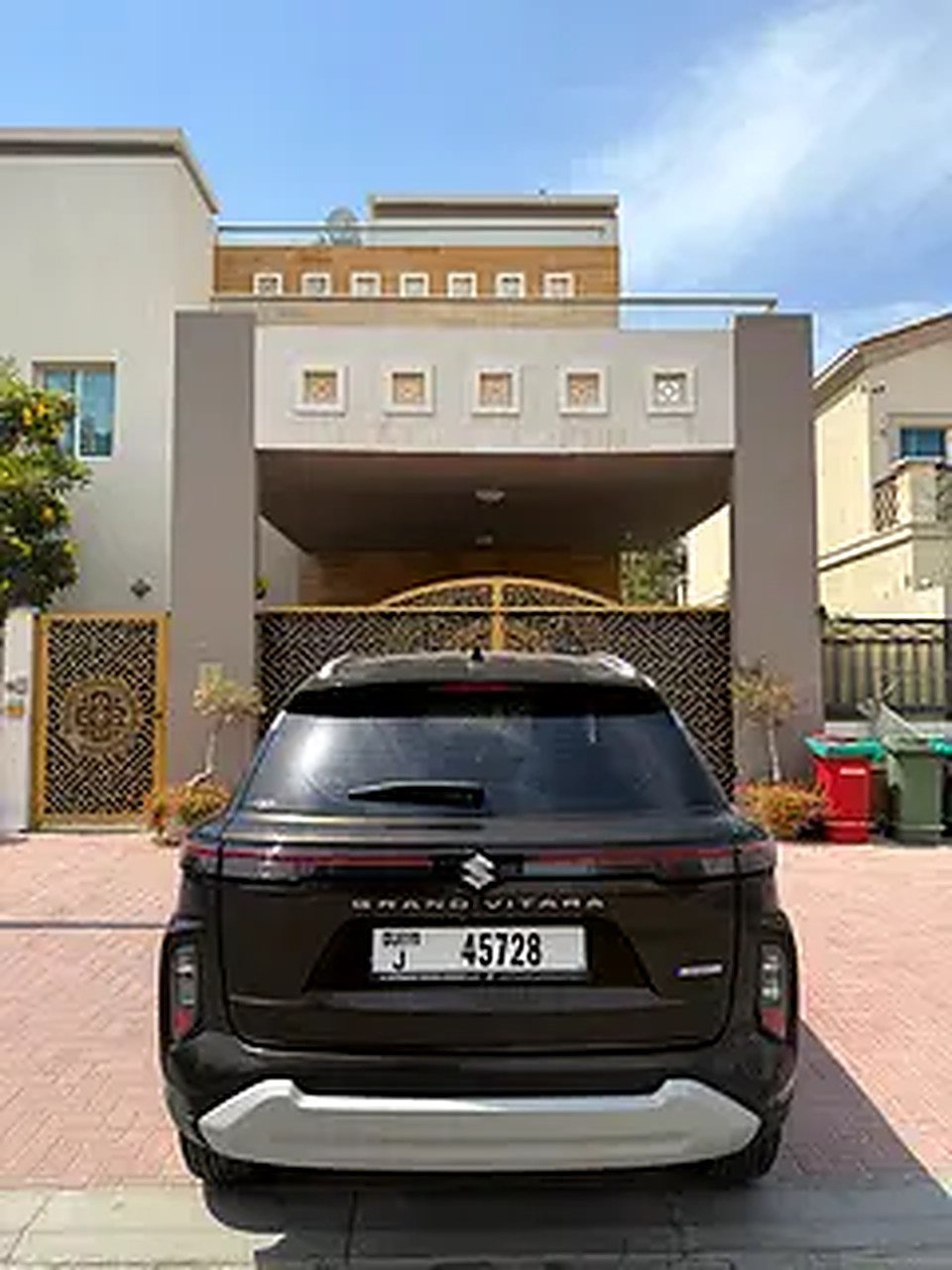 2023 Suzuki Grand Vitara for Rent in Jumeirah Village Circle (JVC) photo 6