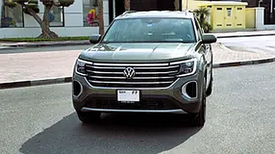Volkswagen Teramont 2025 4motion rental in Al Quoz Industrial Area 1, Dubai