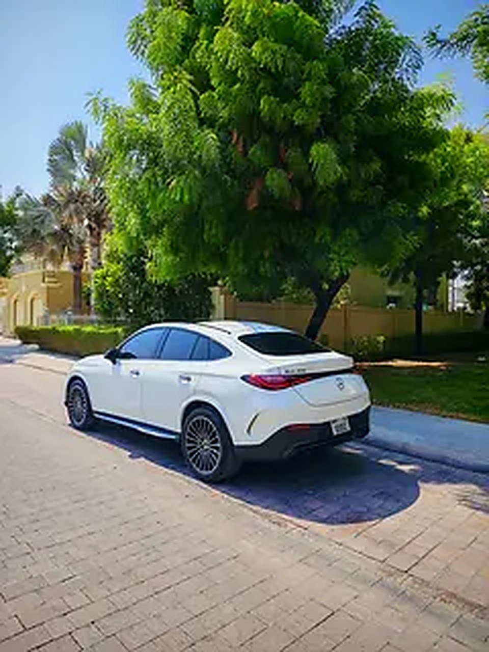 Mercedes GLC 300 photo 4