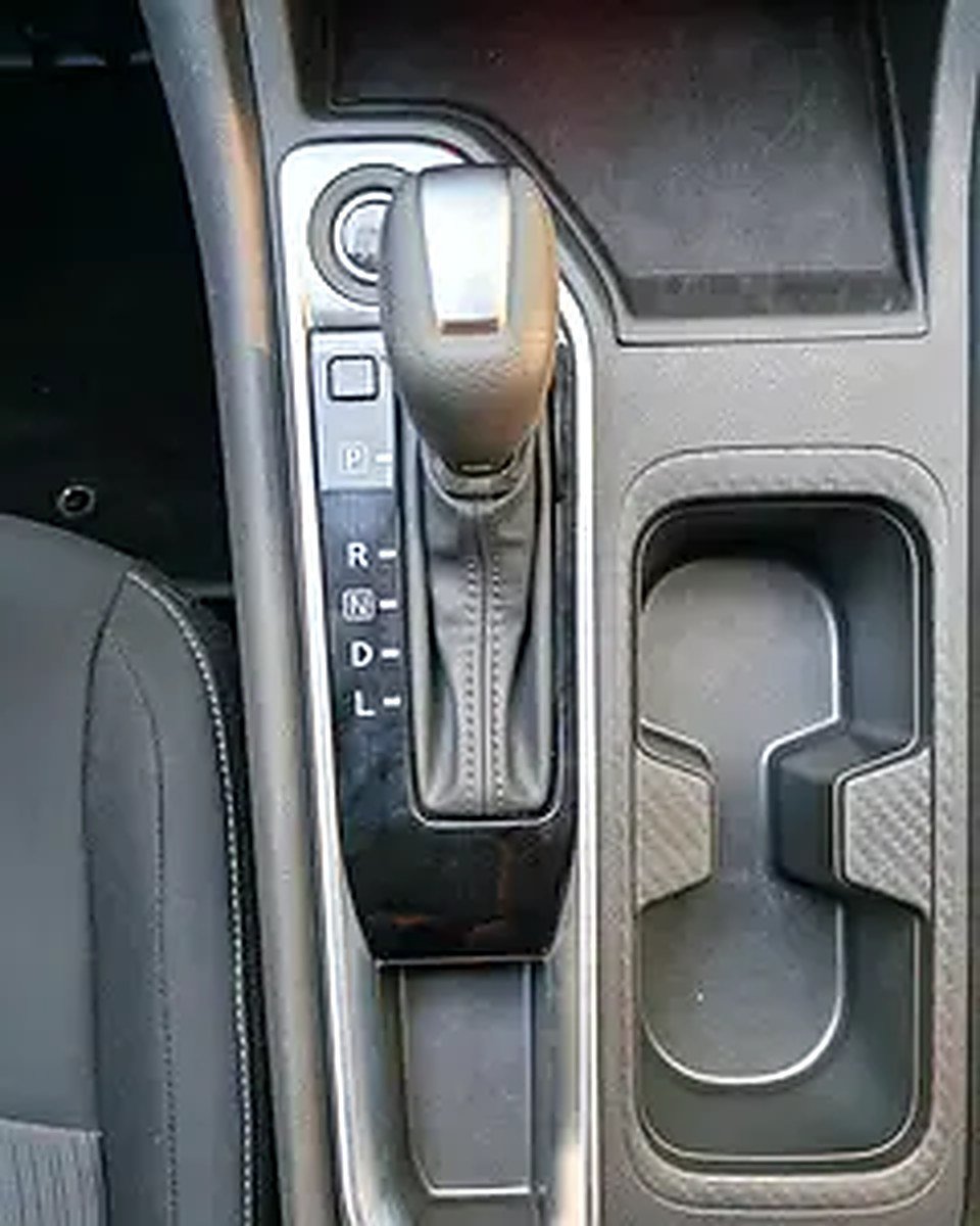 Nissan lx photo 4