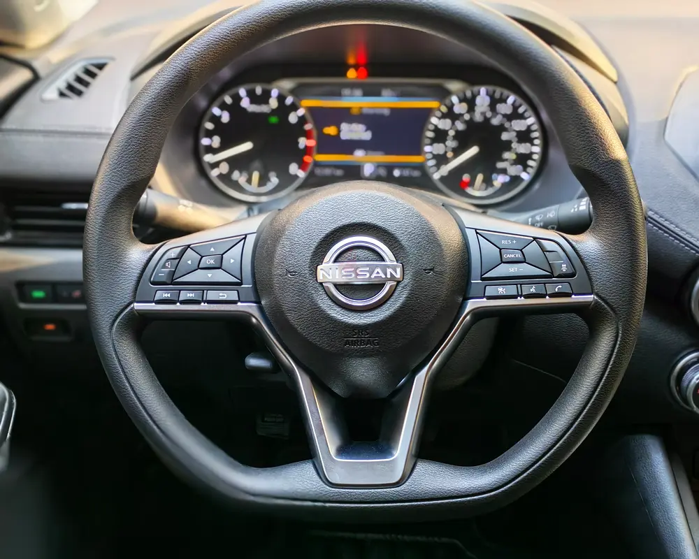 Nissan lx photo 5