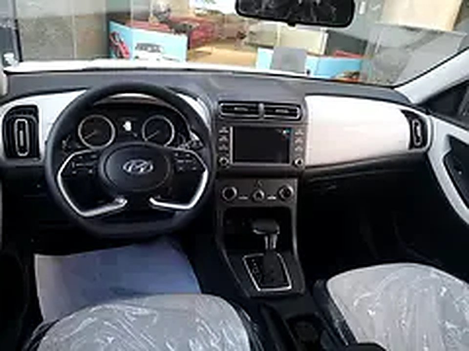 2022 Hyundai Creta for Rent in Dubai Creek Golf And Yacht Club Residences photo 5