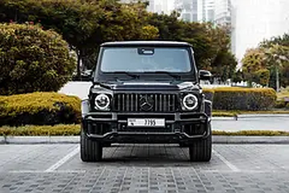 2025 Mercedes-Benz G-Class for Rent in Business Bay (Black, Automatic, 5 Seater, PARADISE VIP) photo 2