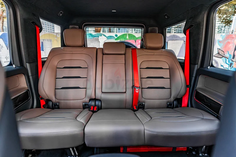 2025 Mercedes-Benz G-Class for Rent in Business Bay (Black, Automatic, 5 Seater, PARADISE VIP) photo 6