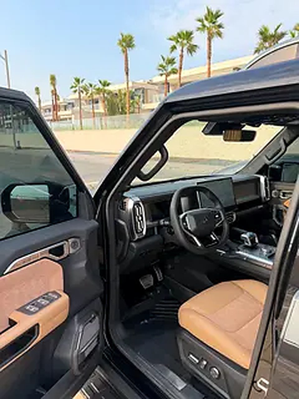 2025 Jetour T2 for Rent in Al Barsha 1 photo 4