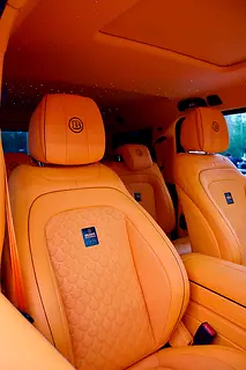 2022 Mercedes-Benz G-Class Brabus for Rent in Al Garhoud photo 5