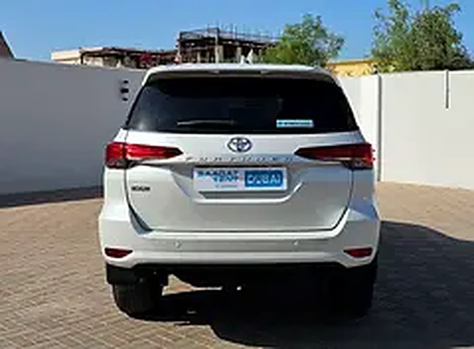 2025 Toyota Fortuner for Rent in Al Rashidiya (White, Automatic, 7 Seater, AL ROOYA) photo 3