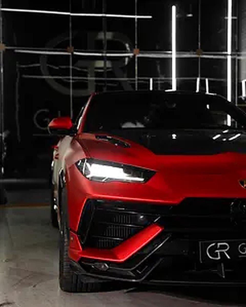 2023 Lamborghini Urus for Rent in Al Quoz Industrial Area 3 photo 3