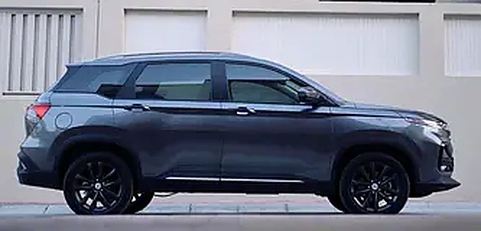 2026 Chevrolet Captiva for Rent in Port Saeed photo 3