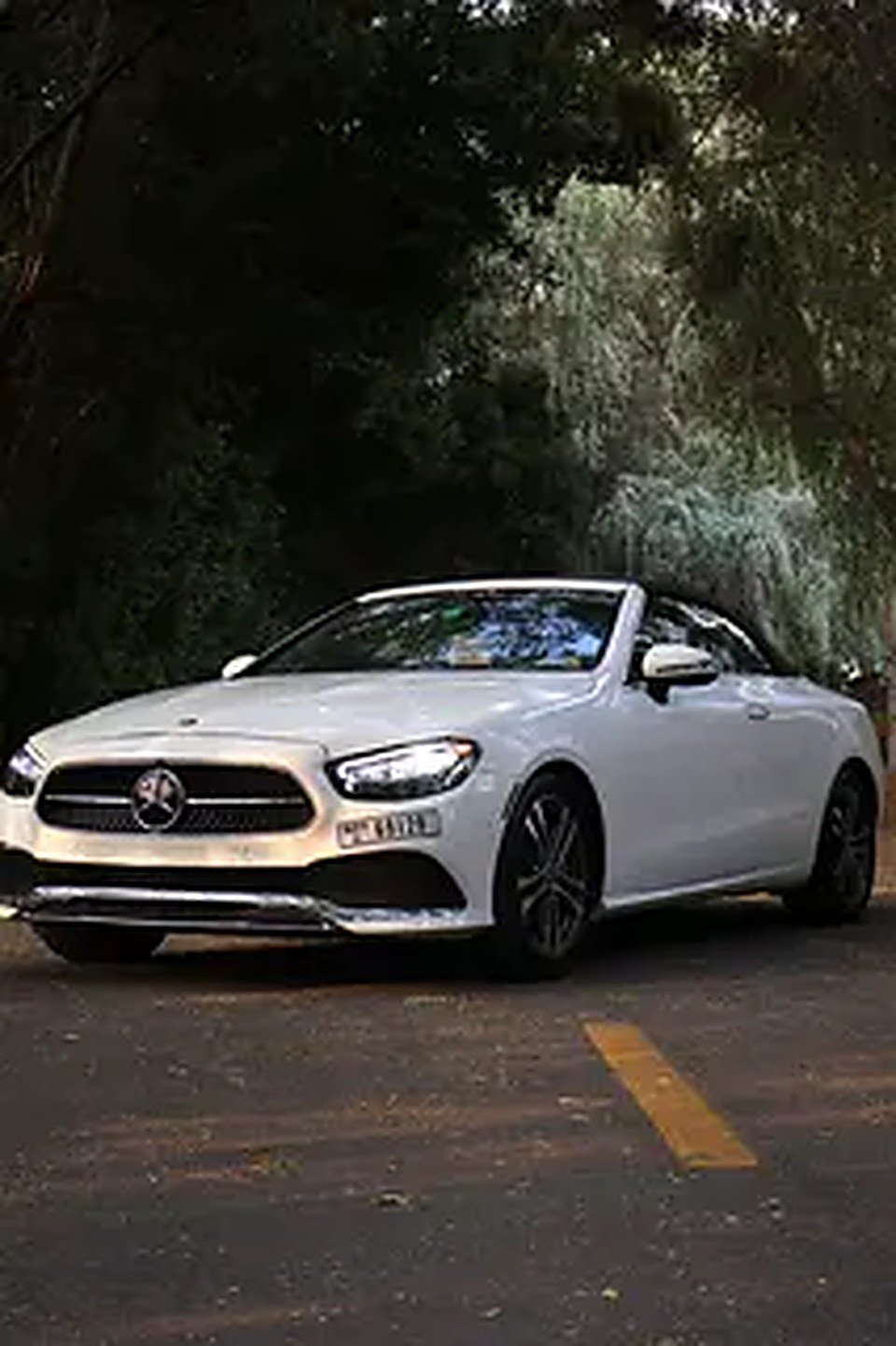 2023 Mercedes-Benz E-Class for Rent in Al Muraqqabat photo 2