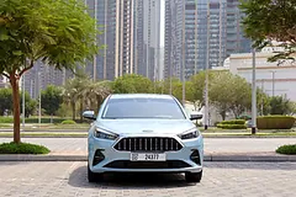 2026 JAC J7 for Rent in Al Muraqqabat photo 2