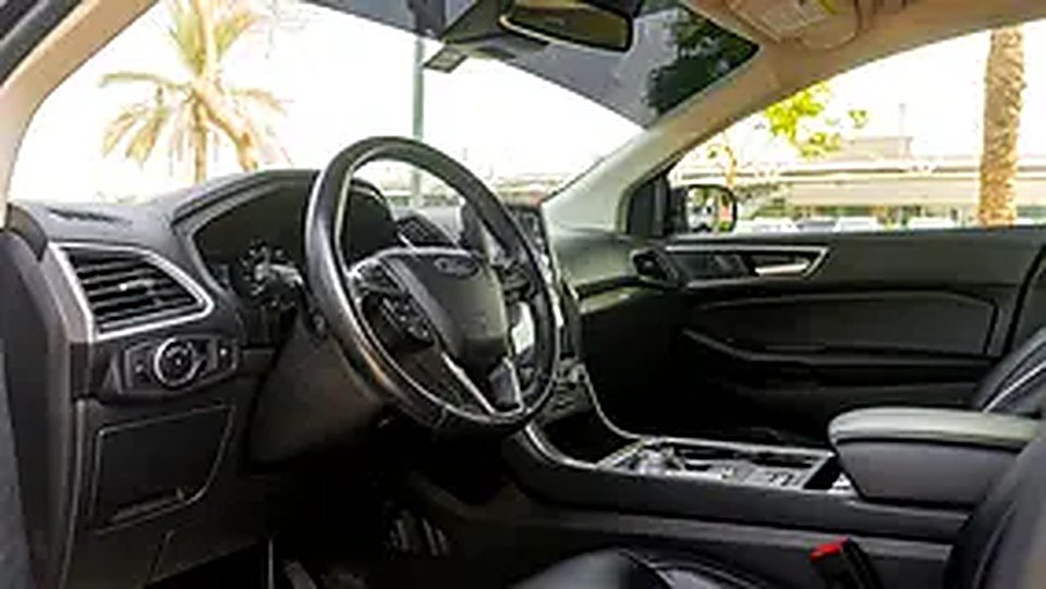 2023 Ford Edge for Rent in Ras Al Khor Industrial 3 photo 5