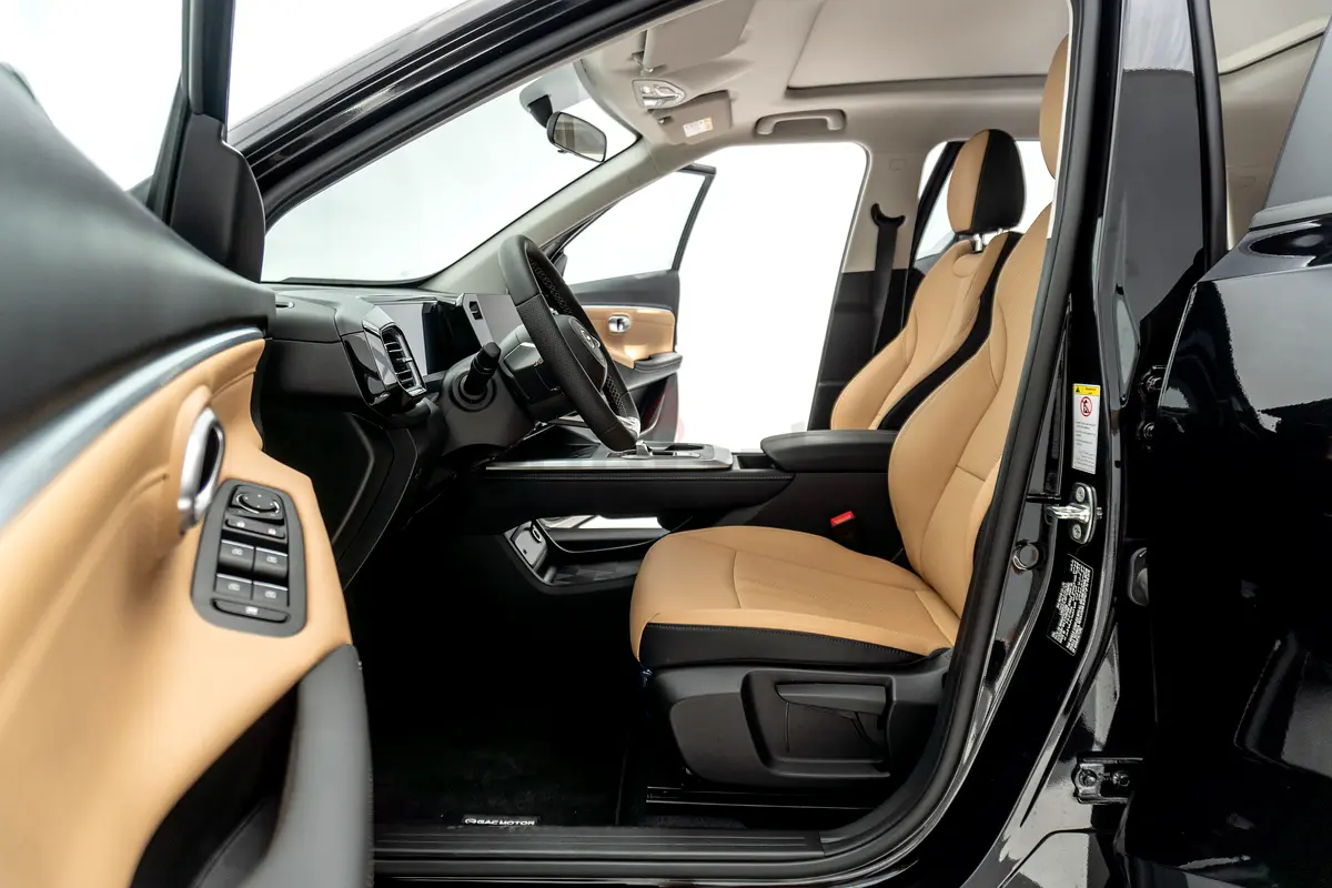 2026 GAC GS3 for Rent in Business Bay photo 9