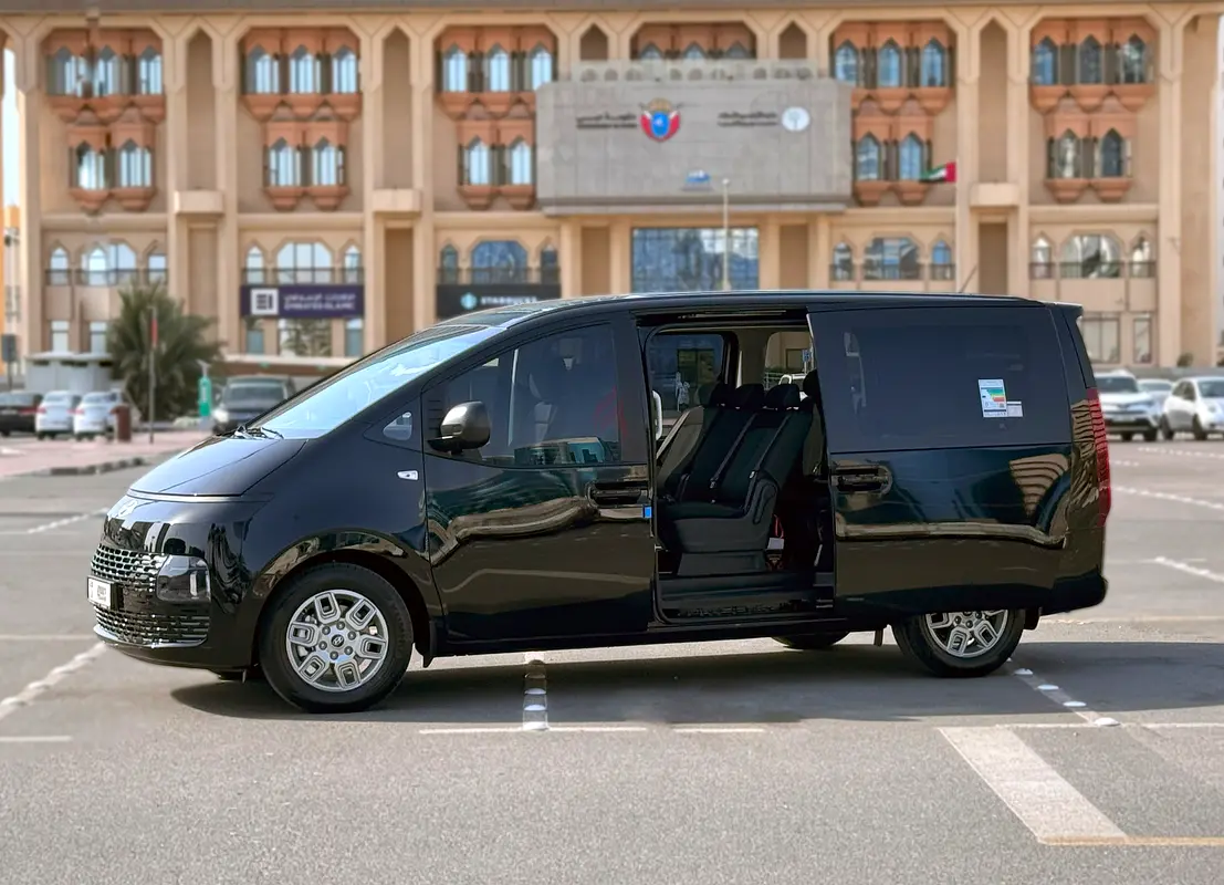 2025 Hyundai Staria for Rent in Azizi Riviera photo 3