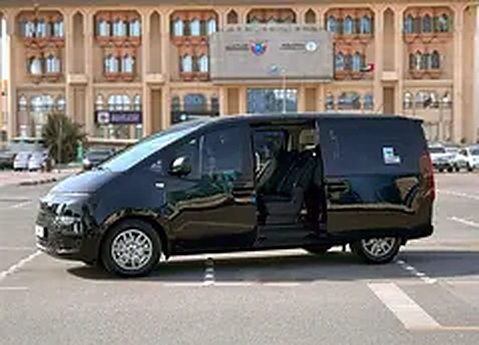 2025 Hyundai Staria for Rent in Azizi Riviera photo 3