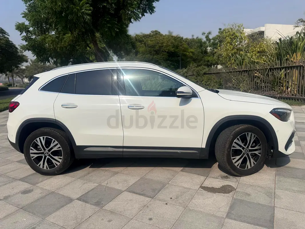 2025 Mercedes-Benz GLA-Class for Rent in Azizi Riviera (White) photo 3