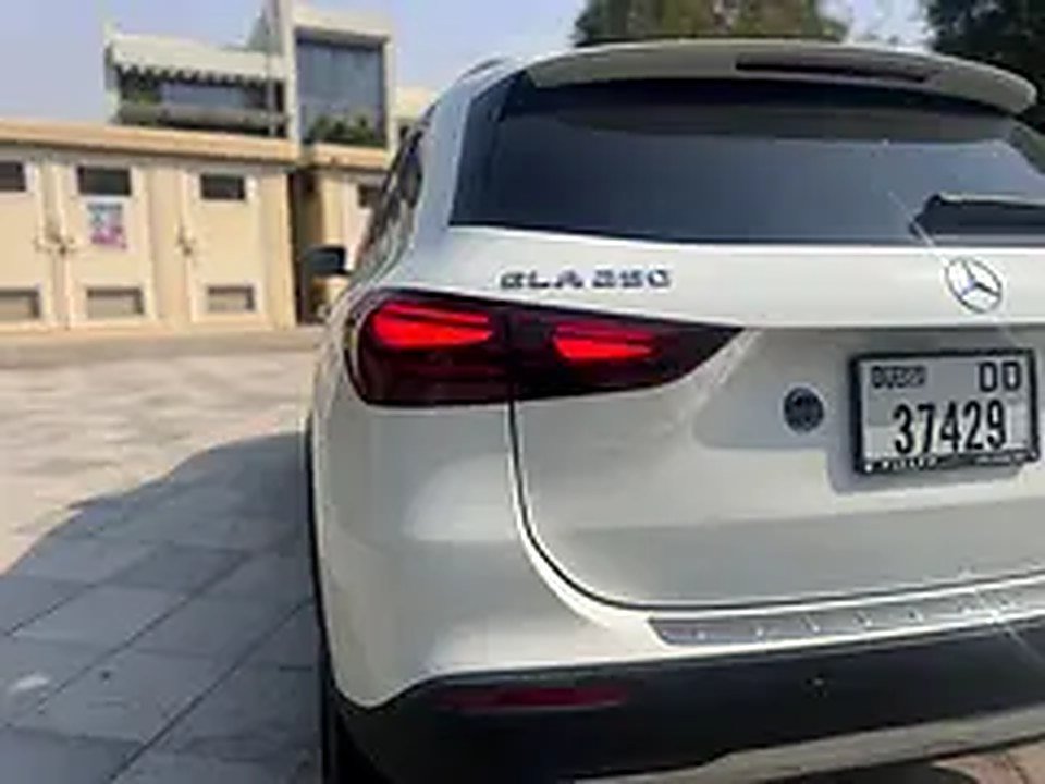 2025 Mercedes-Benz GLA-Class for Rent in Azizi Riviera (White) photo 4