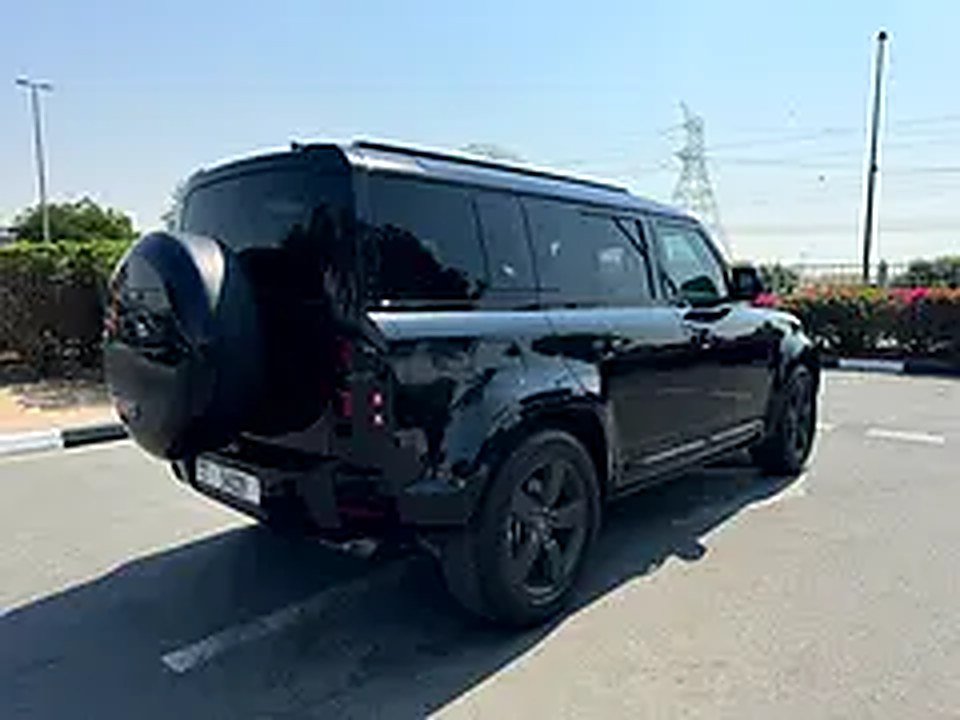 Affordable luxury suv photo 4