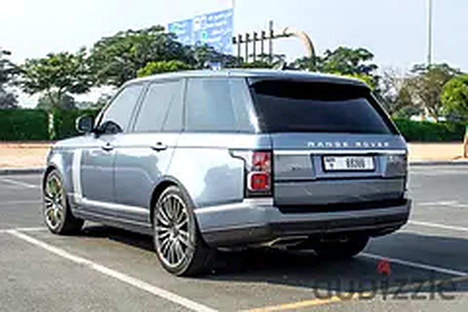 2022 Land Rover Range Rover for Rent in Al Jaddaf photo 2