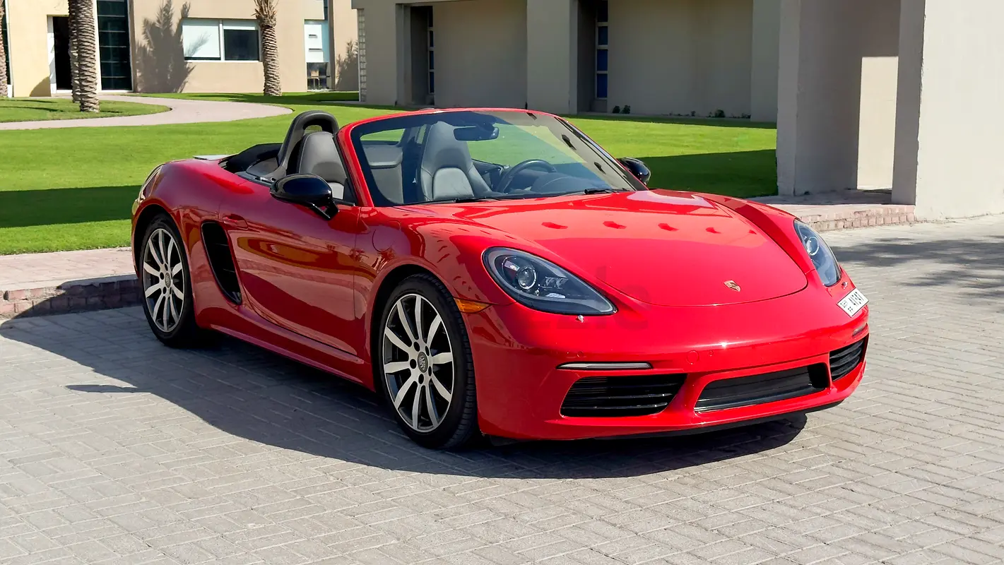 2022 Porsche Boxster for Rent in Al Quoz Industrial Area 4 photo 6