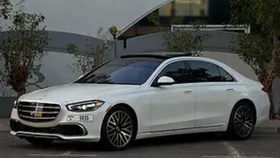 2023 Mercedes-Benz S-Class for Rent in Dubai International Airport photo 2